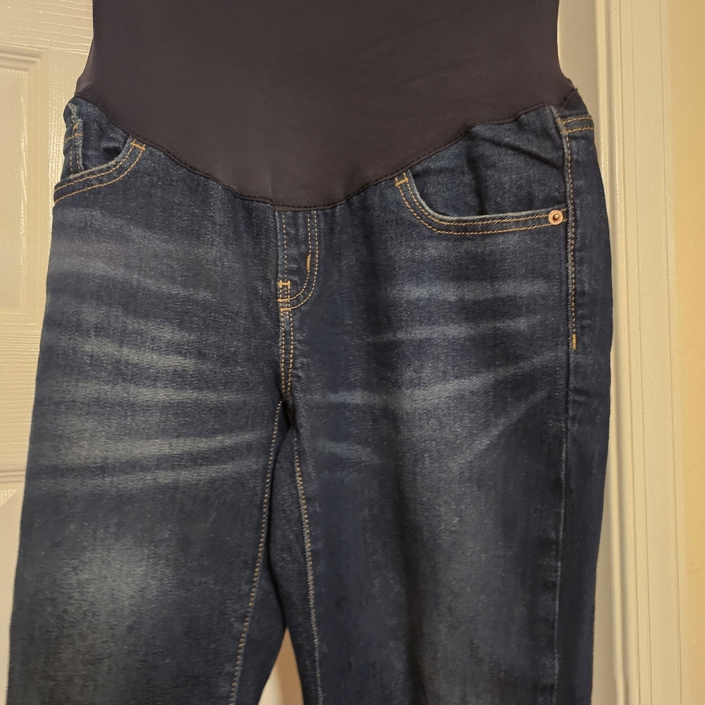 Sold. Old Navy Maternity Jeans. Size 4.